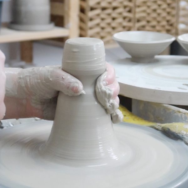 Make an Oil Burner - Individual Pottery Experience