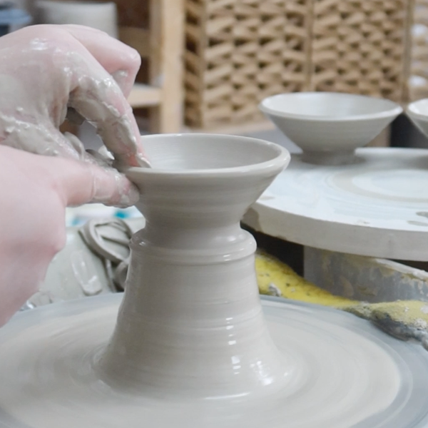 Make an Oil Burner - Individual Pottery Experience